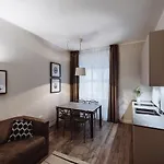 Estella Luxury Suites